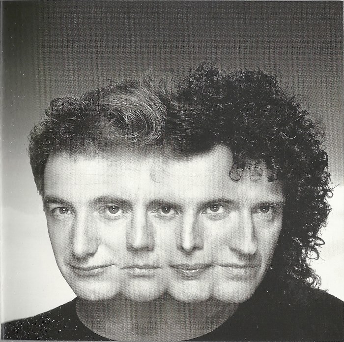 Queen  Forever : Booklet19